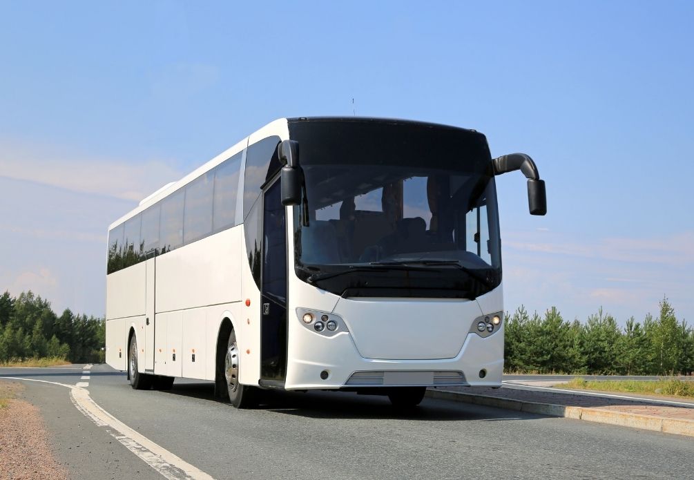 Вакансия для водителя автобуса в г. Щецин с бесплатным жильем